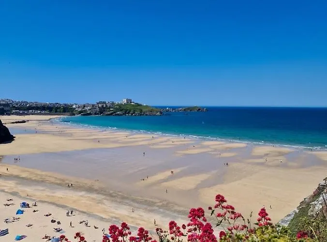 Sea View Apartment At One Lusty Glaze